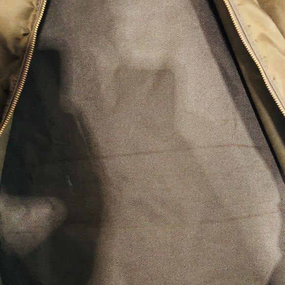 Louis Vuitton Garment Bag - Picture 6 of 8